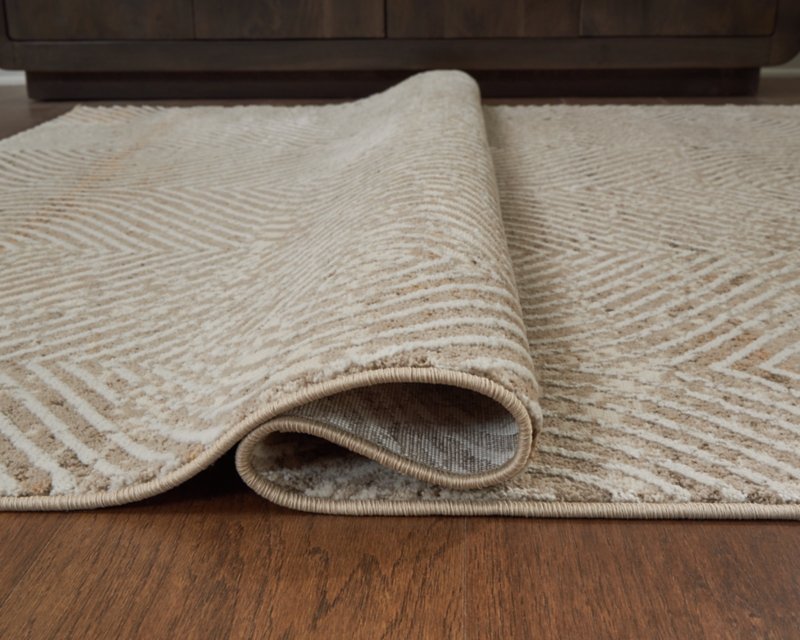 Bachus 5'3" x 7' Area Rug - Image 5