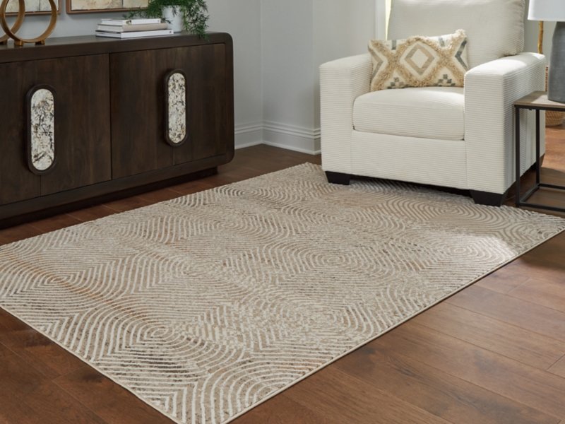 Bachus 5'3" x 7' Area Rug - Image 3