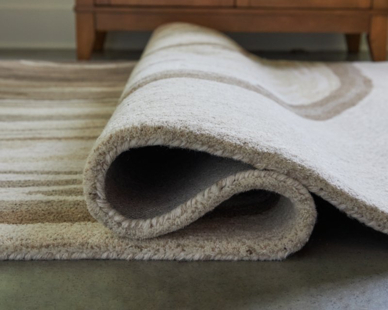 Rizwana 7'6" x 10' Area Rug - Image 5