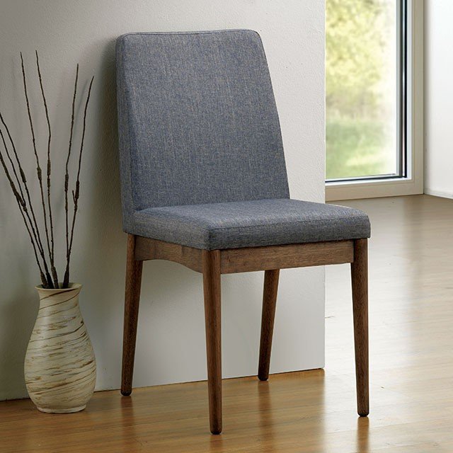Eindride Dining Table - Image 4