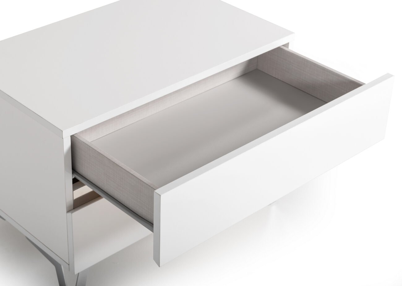Queen Nova Domus Angela - Italian Modern White Eco Leather 4-Piece Bedroom Set - Image 5