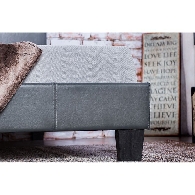 Winn Park Queen Bed - Image 5