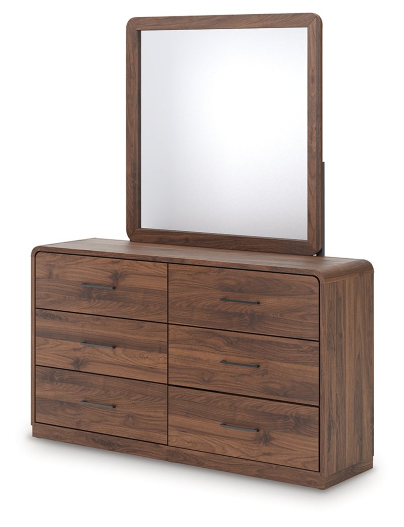 Chadworth Dresser and Mirror - Image 3