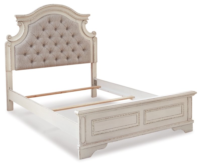 Realyn Full Panel Bed, Dresser, Mirror and Nightstand - Image 6