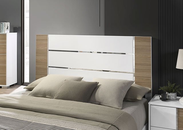 Erlangen E.King Bed - Image 4