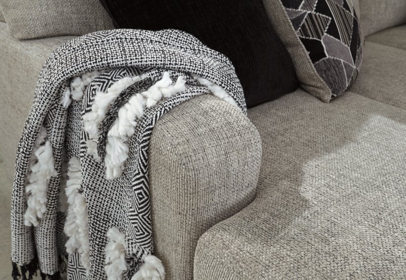 Megginson 2-Piece Sectional with Chaise - Image 11