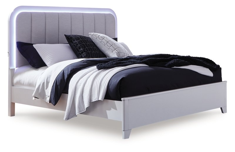 Stenluxe Queen Upholstered Panel Bed - Image 3