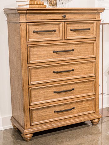 Drojan Chest of Drawers
